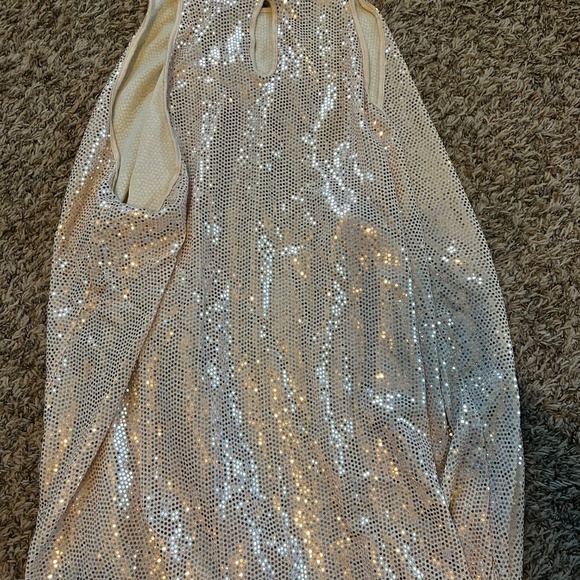 NWT Torrid womens size 5/5x sparkly gold high neck flowy loose tanktop - Picture 5 of 6